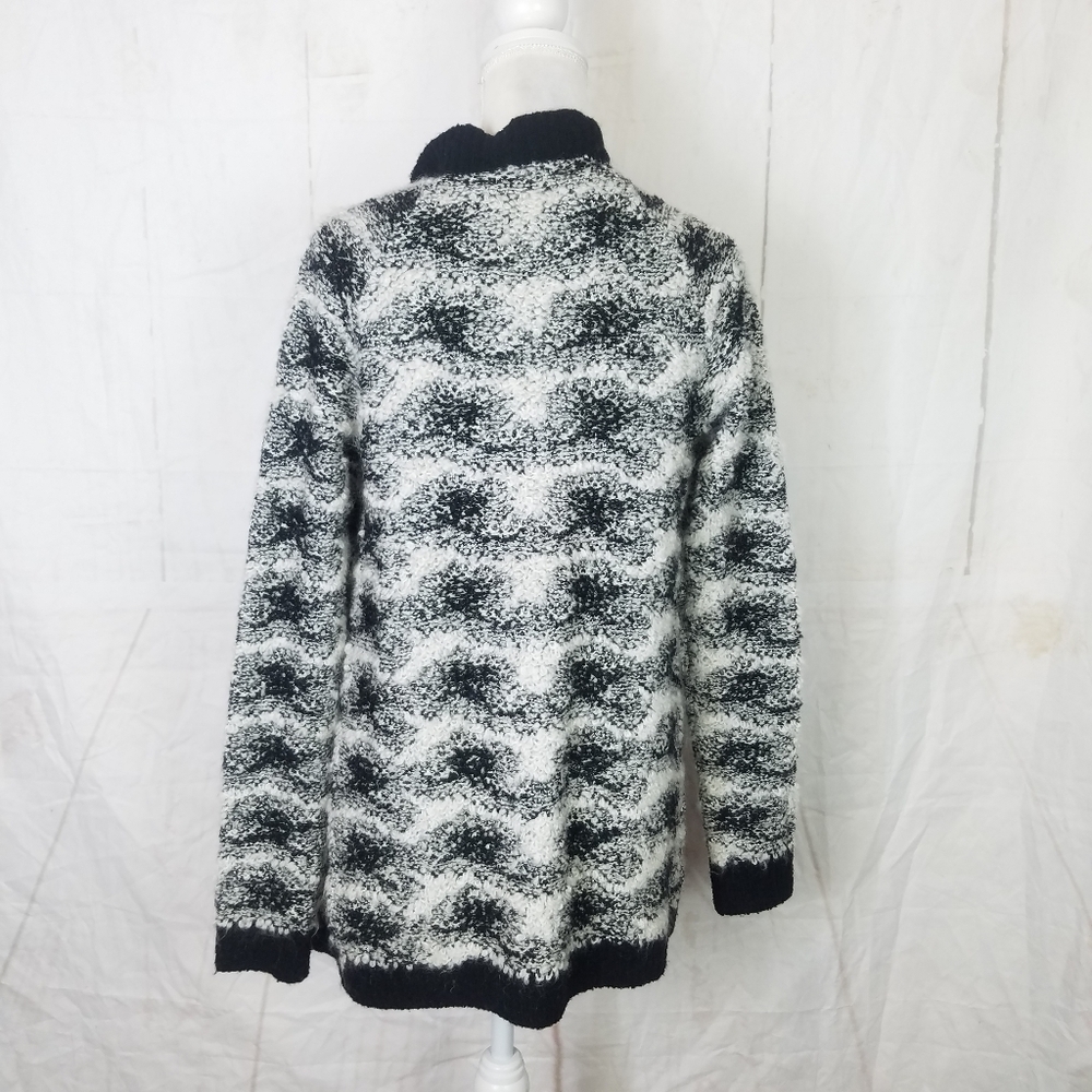 Lou &  grey cardigan sweater - Picture 3 of 10